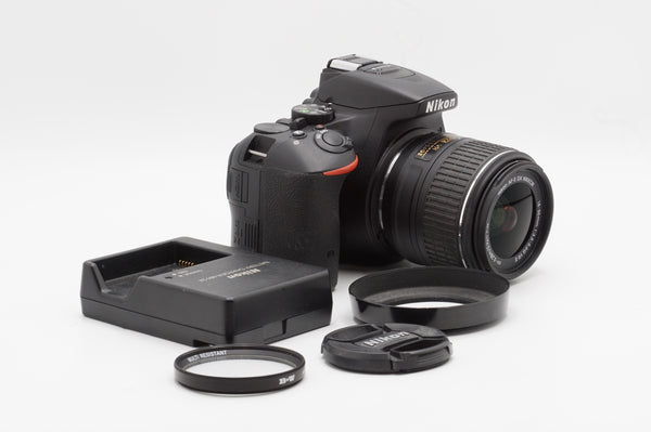 USED Nikon D5500 w/ 18-55mm lens (#2523658CM + 21934782CM)