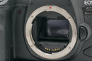 USED Canon 6D Mark II w/ Grip (