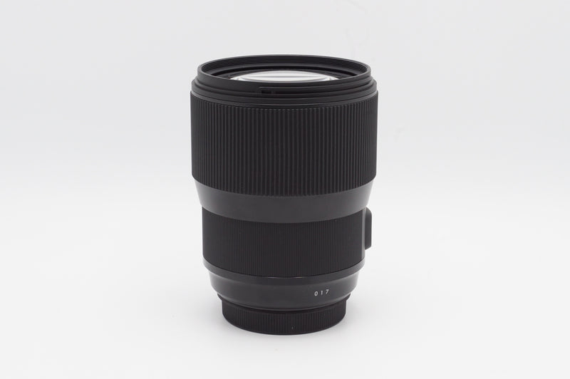 USED Sigma Art 135mm f/1.8 DG [Canon EF] (