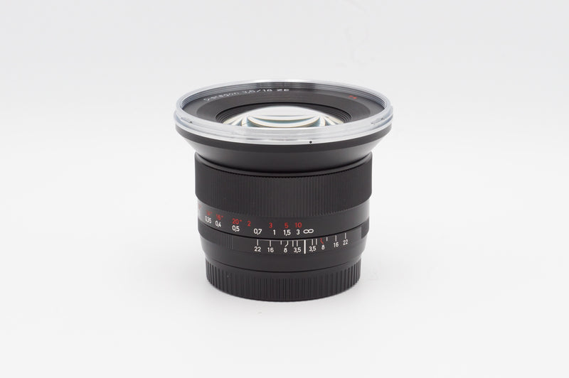 USED Carl Zeiss Distagon 18mm f/3.5 ZE [Canon EF] (