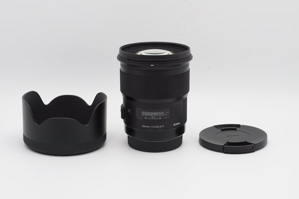 USED Sigma 50mm f/1.4 DG [EF] (#52883213CM)