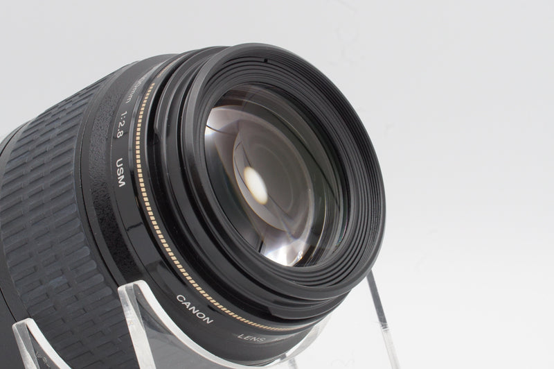 USED Canon EF 100mm f/2.8 USM Macro (