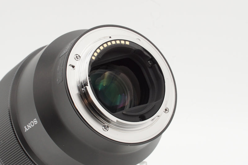 USED Sony FE 85mm f/1.8 (