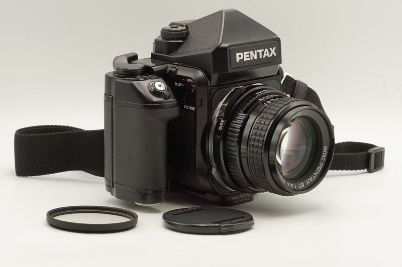 USED Mint Pentax 67 II with 105mm F2.4 and RRS Plate (